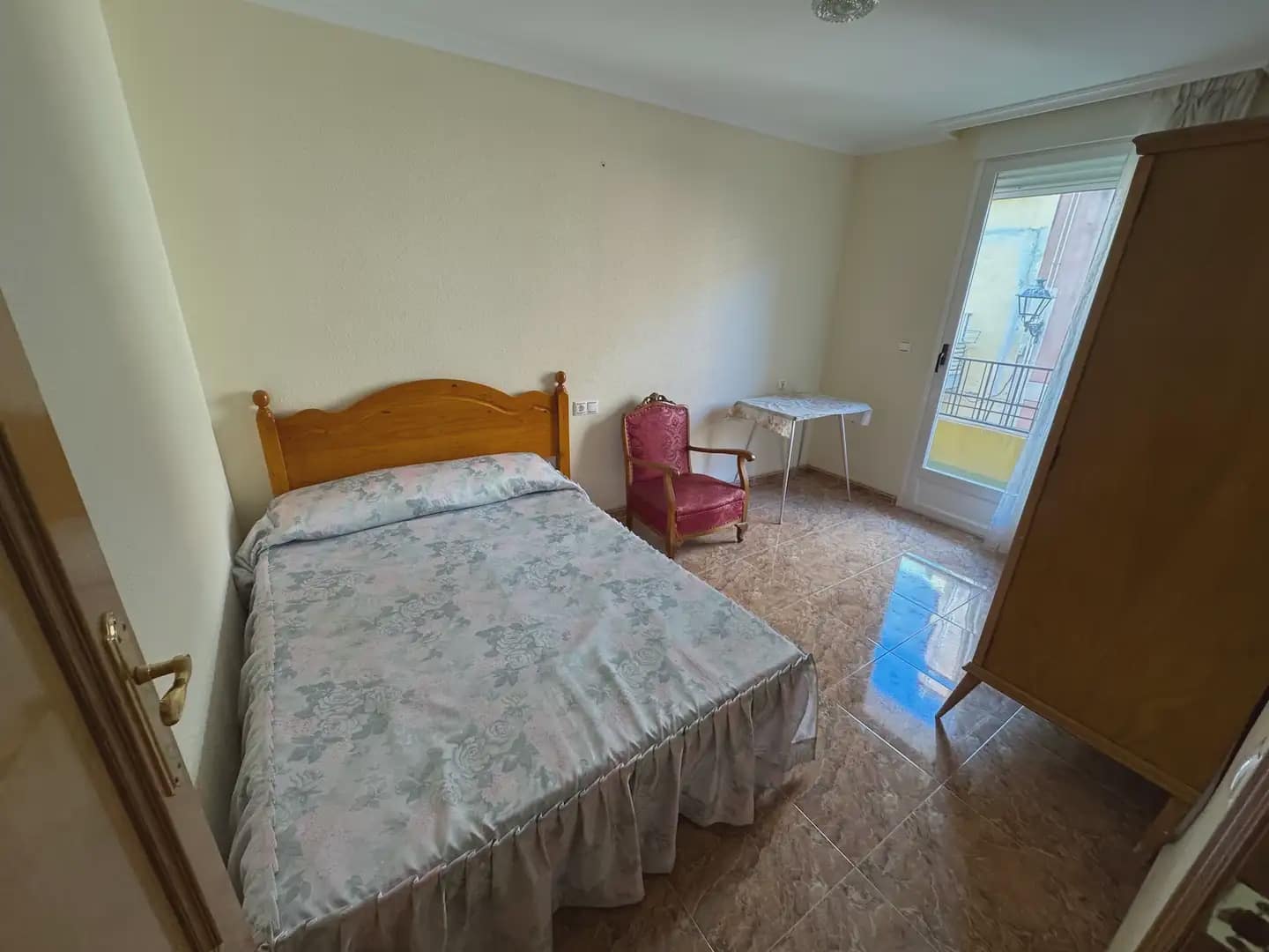 4 slaapkamer Flat te koop in Caudete - € 75.000 (Ref: 9773502)