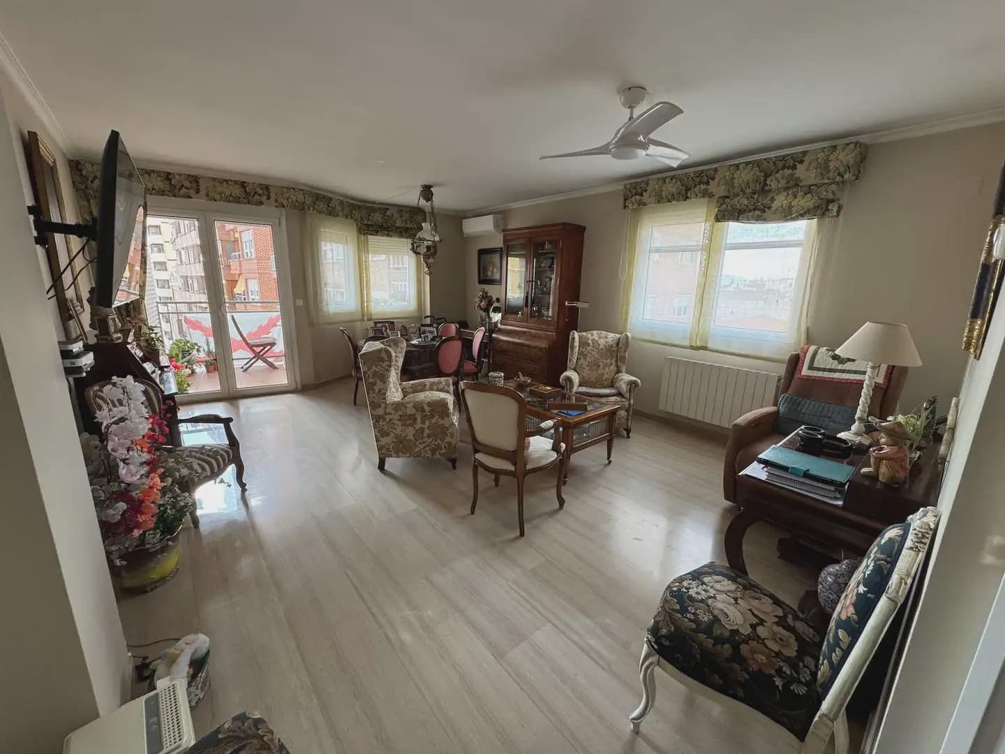 4 bedroom Flat for rent in Villena with garage - € 840 (Ref: 9773503)