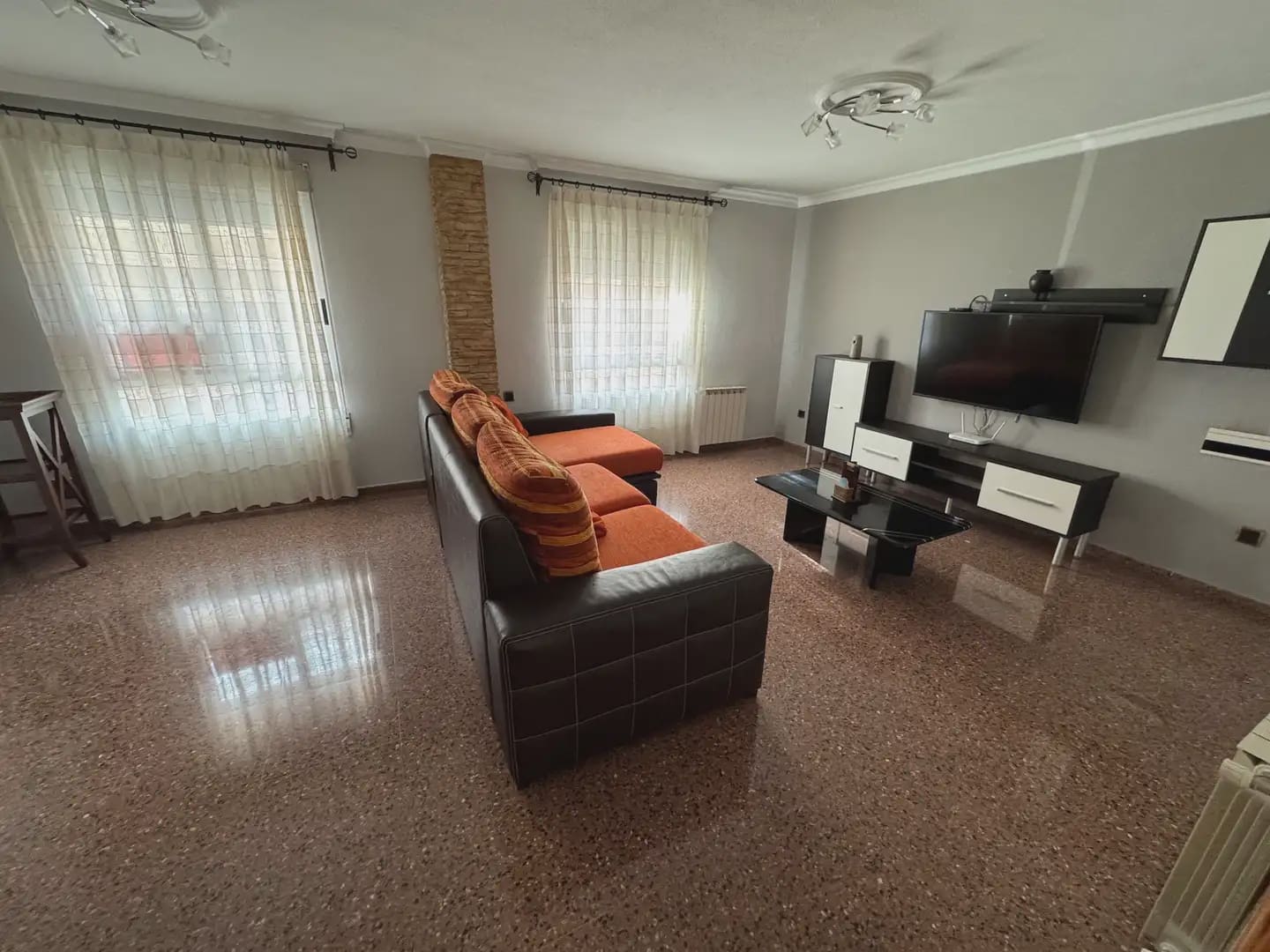 4 soveværelse Byhus til salg i Villena med garage - € 197.000 (Ref: 9773505)