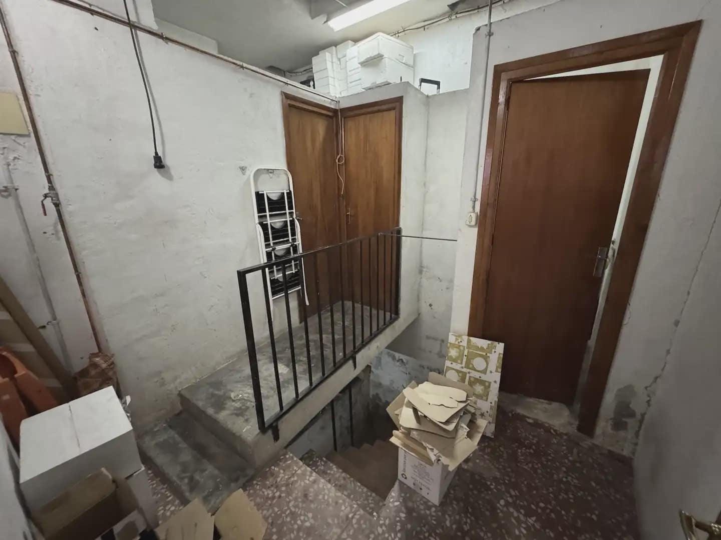 Kaupallinen myytävänä paikassa Villena - 100 000 € (Ref: 9773506)