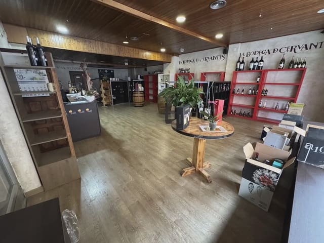 Kaupallinen myytävänä paikassa Villena - 100 000 € (Ref: 9773506)