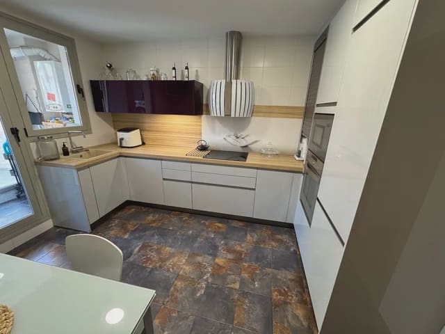 3 quarto Apartamento para venda em Villena com garagem - 199 000 € (Ref: 9773510)