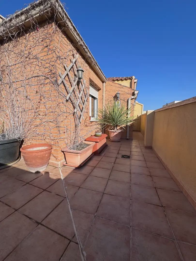 3 soveværelse Byhus til salg i Villena med garage - € 230.000 (Ref: 9773511)