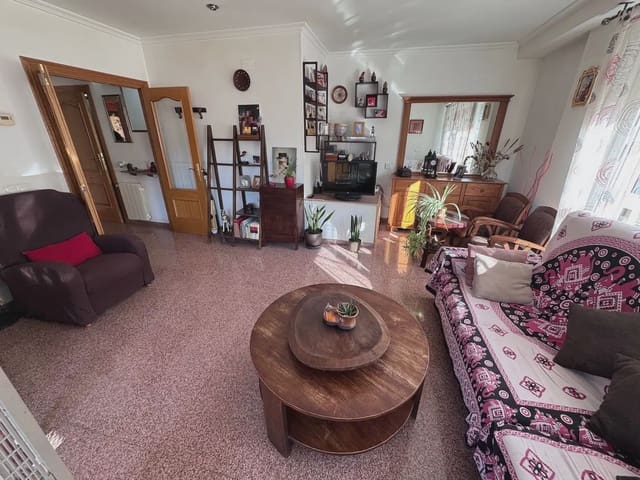 3 soveværelse Byhus til salg i Villena med garage - € 230.000 (Ref: 9773511)