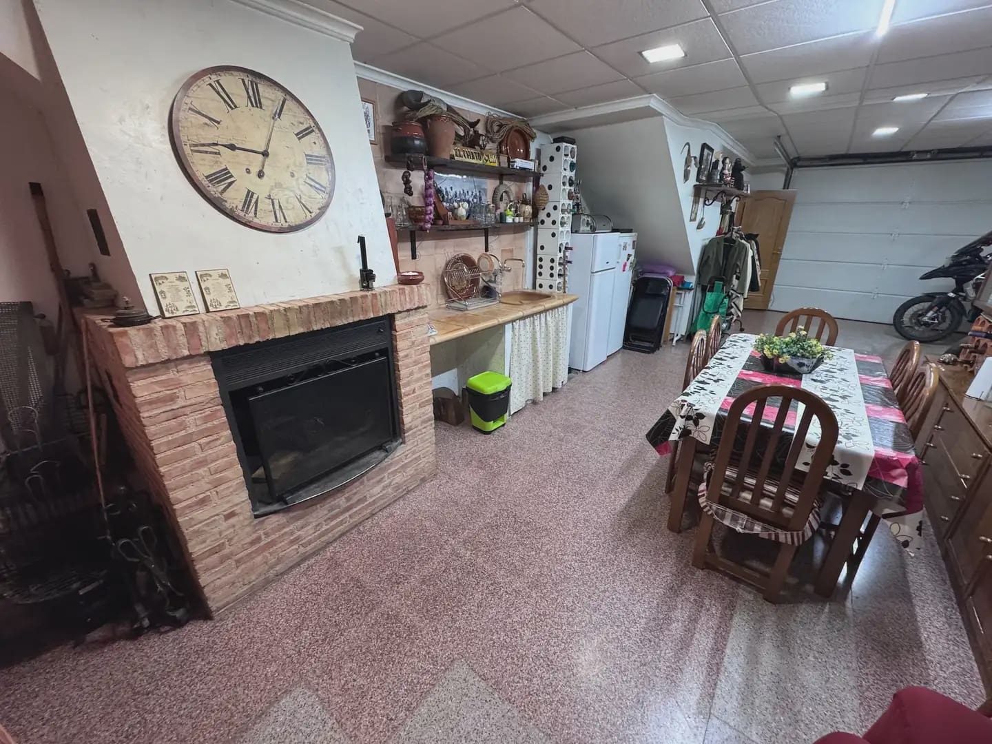 3 soveværelse Byhus til salg i Villena med garage - € 230.000 (Ref: 9773511)