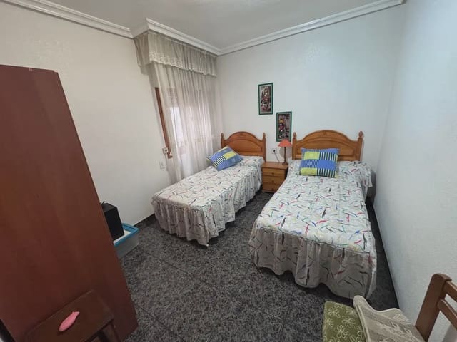 3 quarto Apartamento para venda em Villena - 89 000 € (Ref: 9773514)