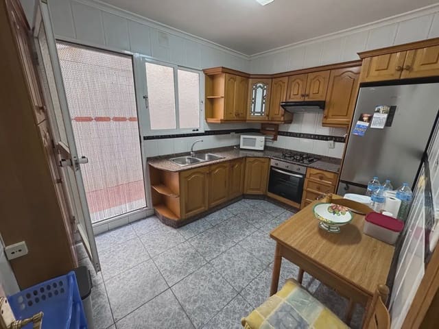 3 quarto Apartamento para venda em Villena - 89 000 € (Ref: 9773514)