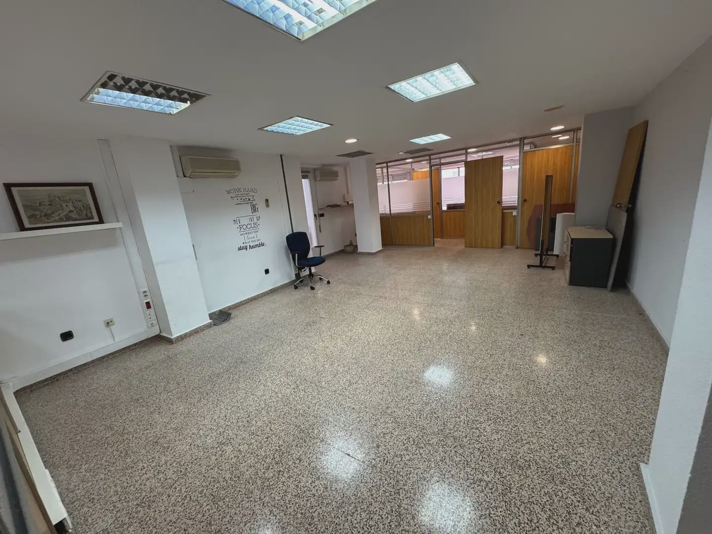 Kaupallinen myytävänä paikassa Villena - 70 000 € (Ref: 9773515)