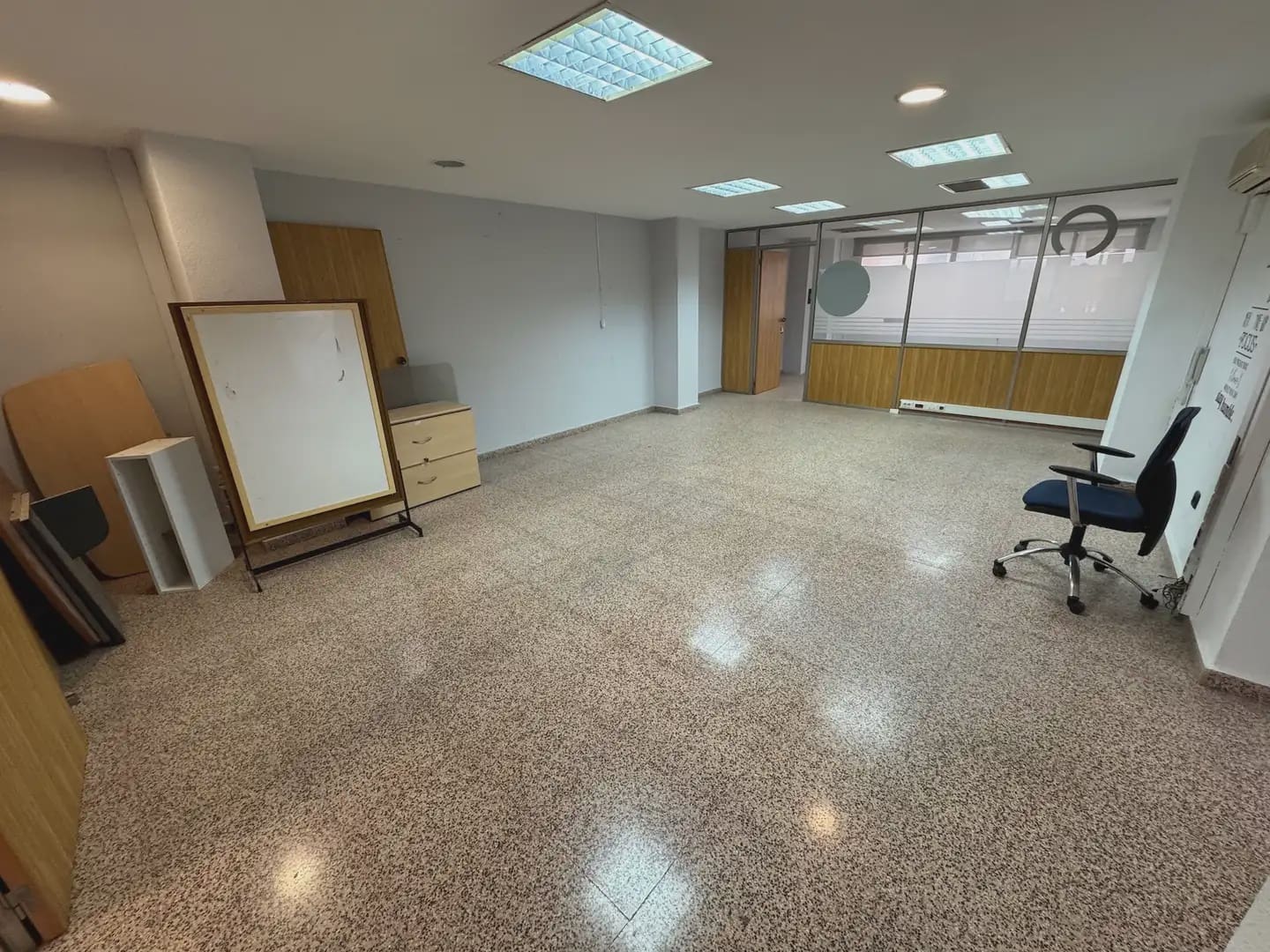 Kaupallinen myytävänä paikassa Villena - 70 000 € (Ref: 9773515)