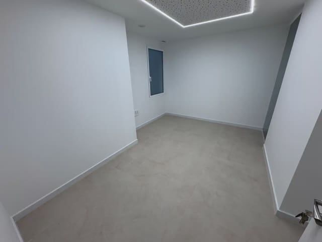 Gewerbe zu vermieten in Villena - 300 € (Ref: 9773516)