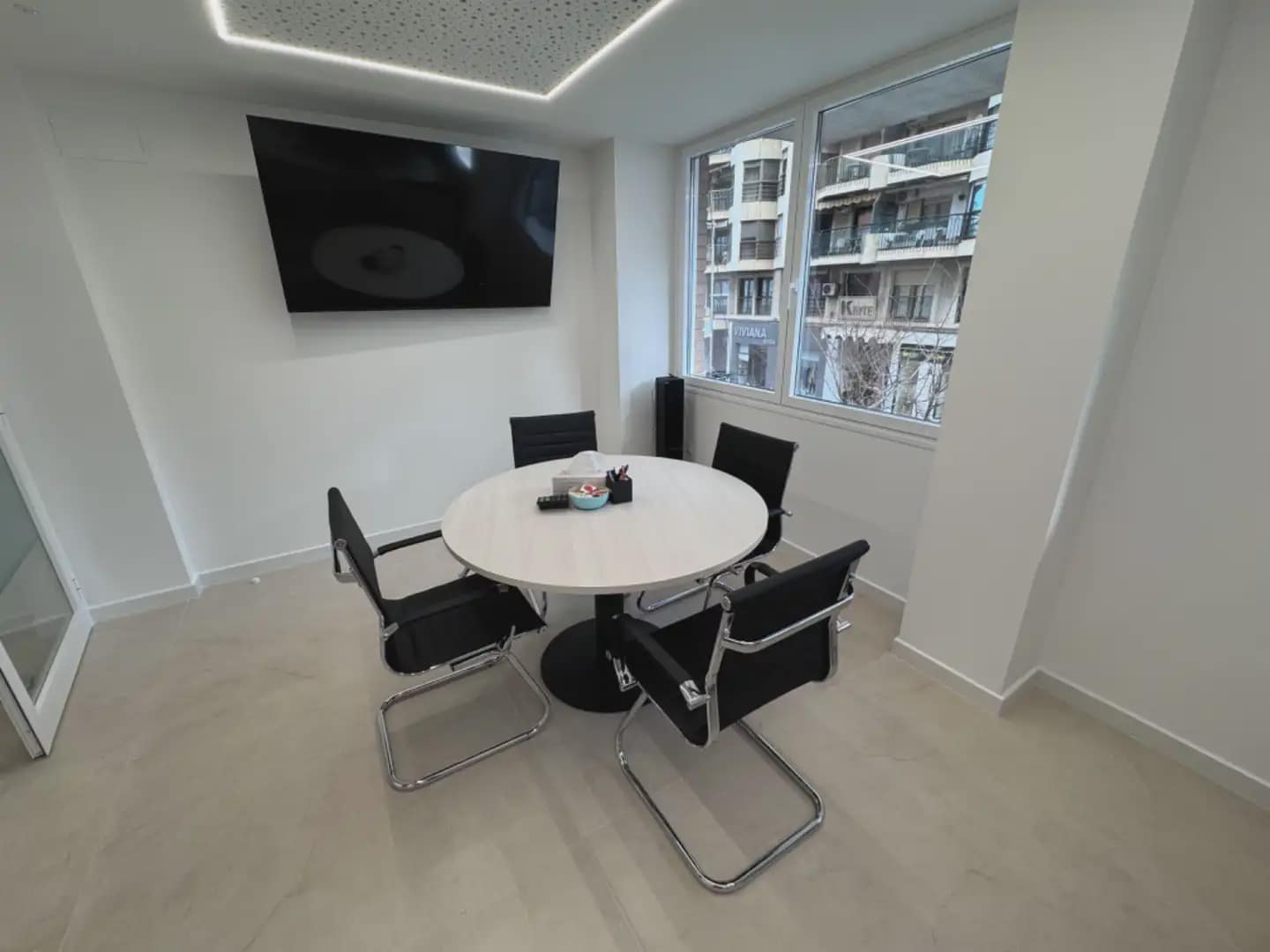 Gewerbe zu vermieten in Villena - 300 € (Ref: 9773516)