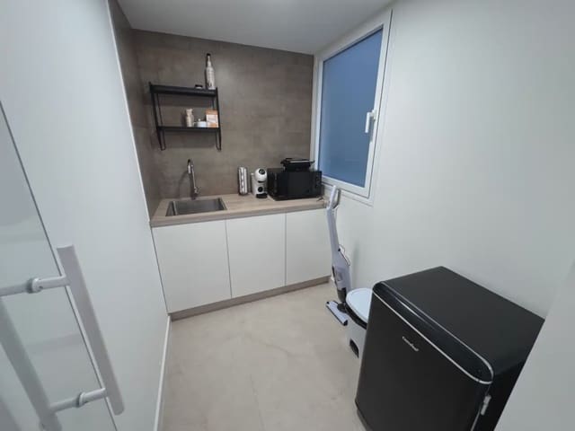 Gewerbe zu vermieten in Villena - 300 € (Ref: 9773516)