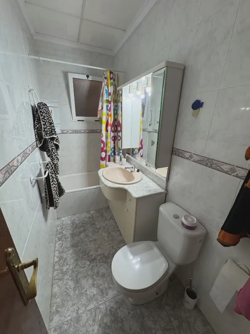 3 bedroom Villa for sale in Villena with pool garage - € 165,000 (Ref: 9773517)