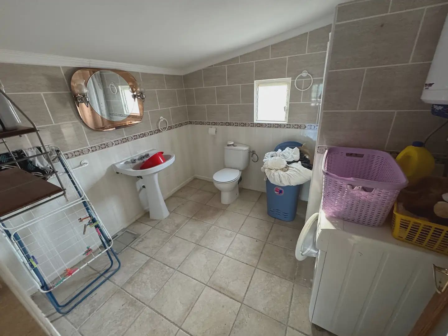 3 bedroom Villa for sale in Villena with pool garage - € 165,000 (Ref: 9773517)