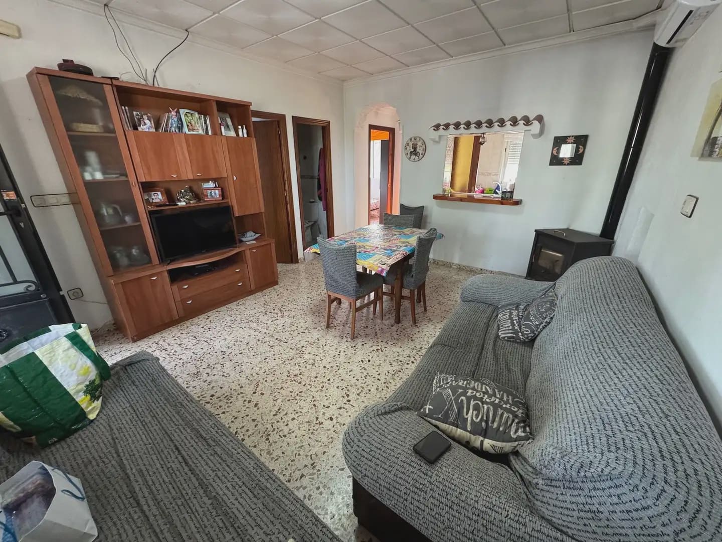 3 bedroom Villa for sale in Villena with pool garage - € 165,000 (Ref: 9773517)