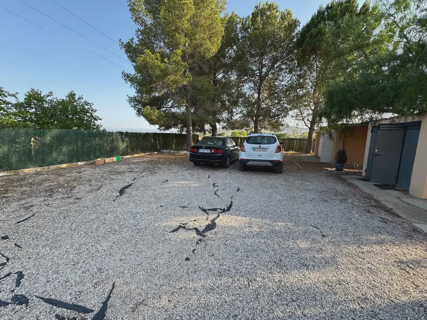 3 bedroom Villa for sale in Villena with pool garage - € 165,000 (Ref: 9773517)