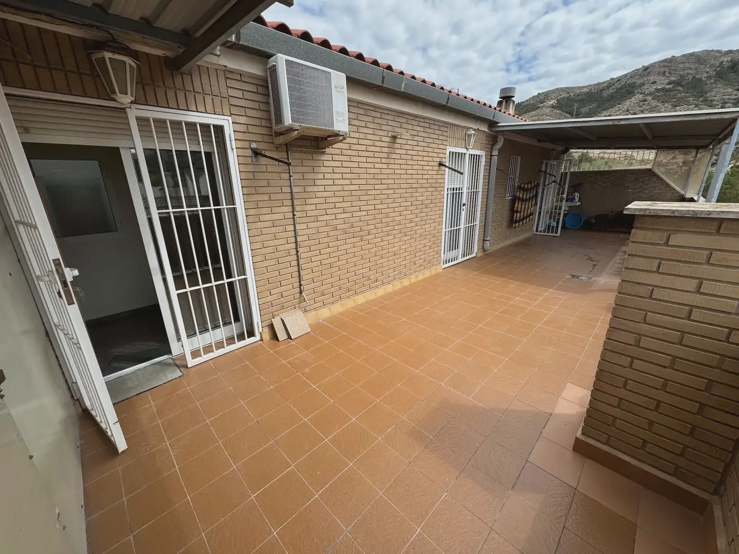 7 camera da letto Villetta Bifamiliare in vendita in Villena con garage - 265.000 € (Rif: 9773519)