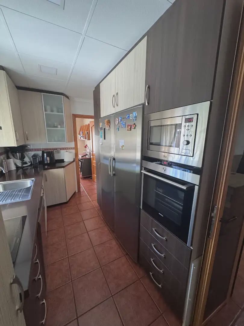 6 bedroom Villa for sale in Villena with garage - € 169,000 (Ref: 9773521)