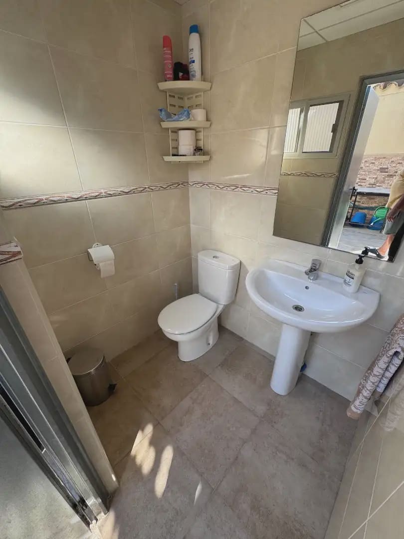 6 bedroom Villa for sale in Villena with garage - € 169,000 (Ref: 9773521)