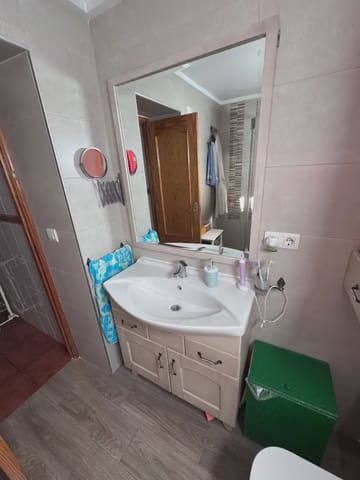 6 soverom Villa til salgs i Villena med garasje - € 169 000 (Ref: 9773521)