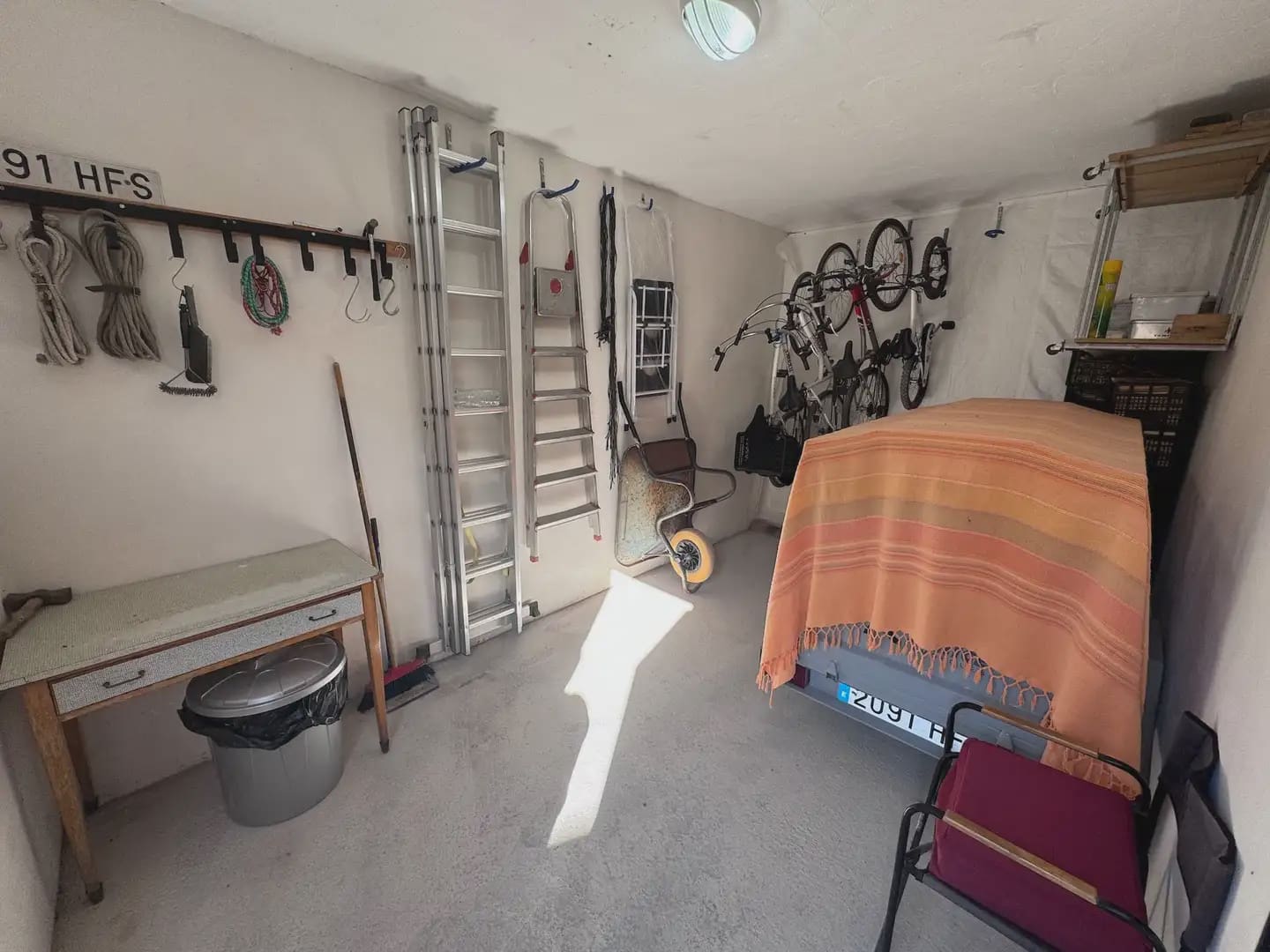 6 bedroom Villa for sale in Villena with garage - € 169,000 (Ref: 9773521)