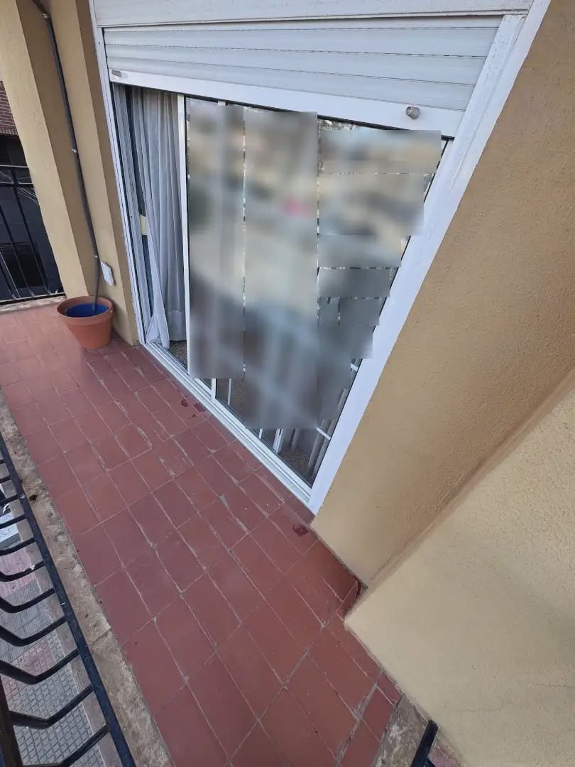 4 slaapkamer Flat te koop in Villena - € 100.000 (Ref: 9773525)