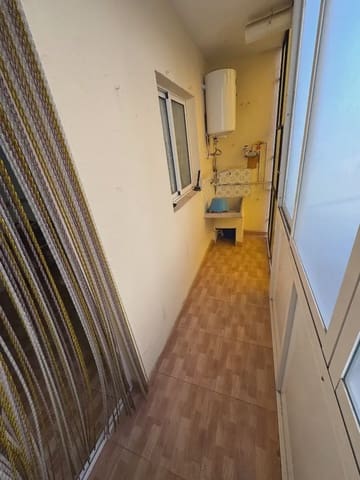 4 soveværelse Lejlighed til salg i Villena - € 100.000 (Ref: 9773525)