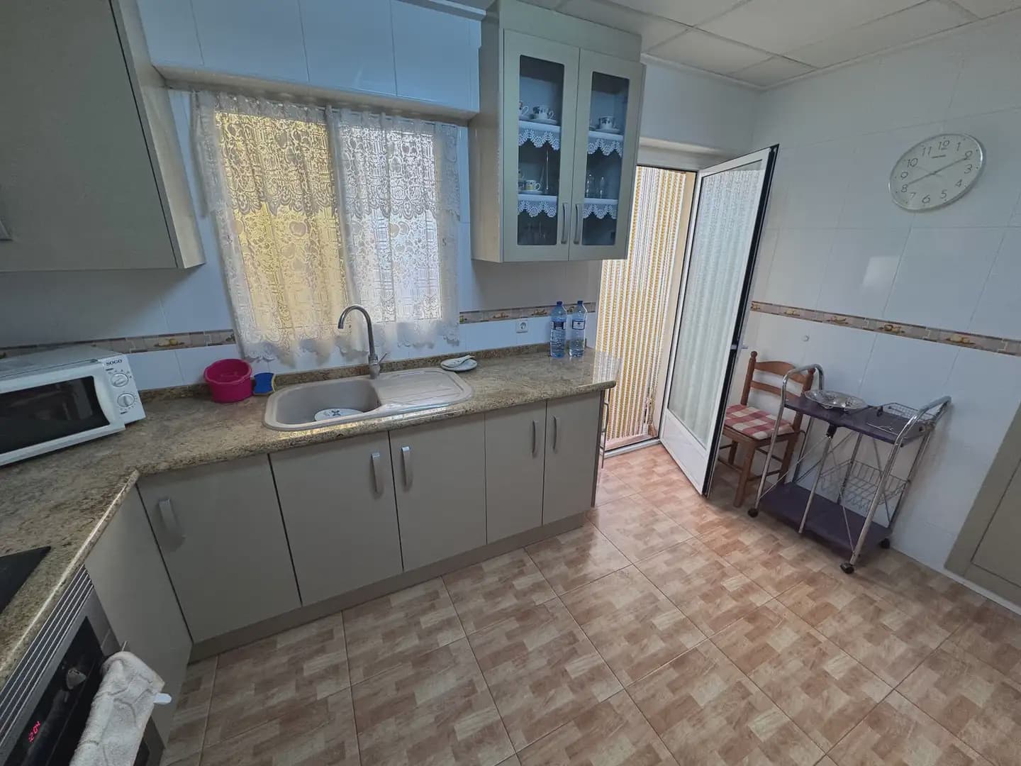 4 slaapkamer Flat te koop in Villena - € 100.000 (Ref: 9773525)