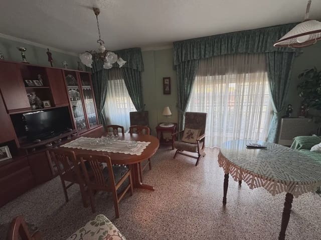 4 soveværelse Lejlighed til salg i Villena - € 100.000 (Ref: 9773525)