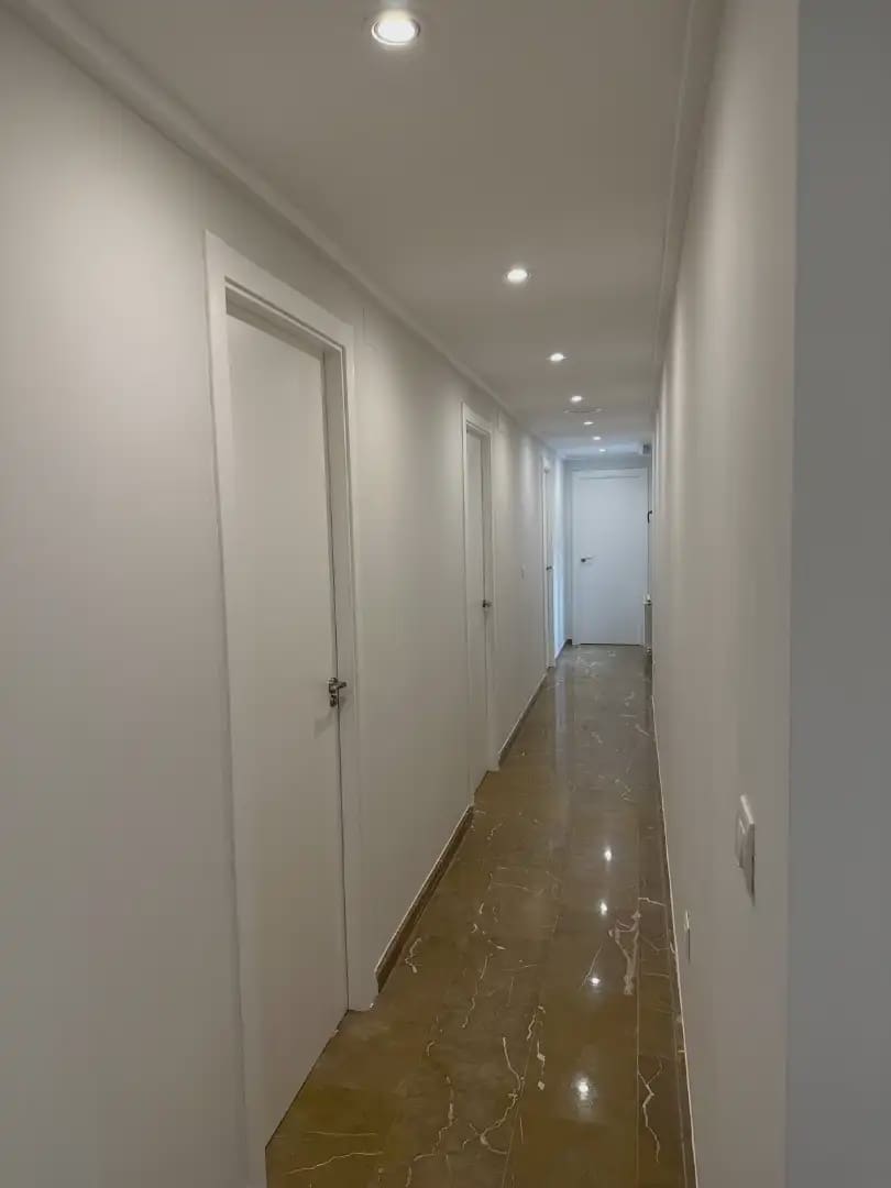 5 bedroom Flat for sale in Villena - € 320,000 (Ref: 9773526)