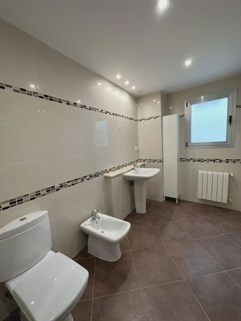 5 bedroom Flat for sale in Villena - € 320,000 (Ref: 9773526)