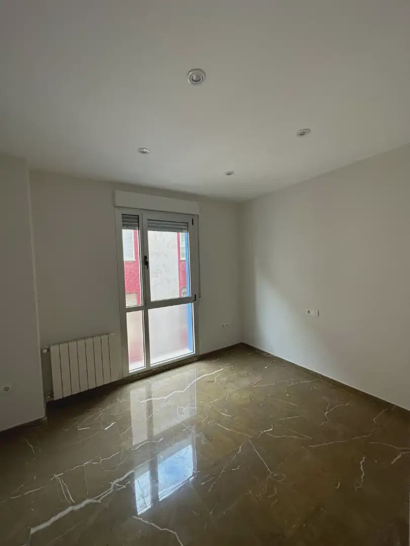 5 bedroom Flat for sale in Villena - € 320,000 (Ref: 9773526)