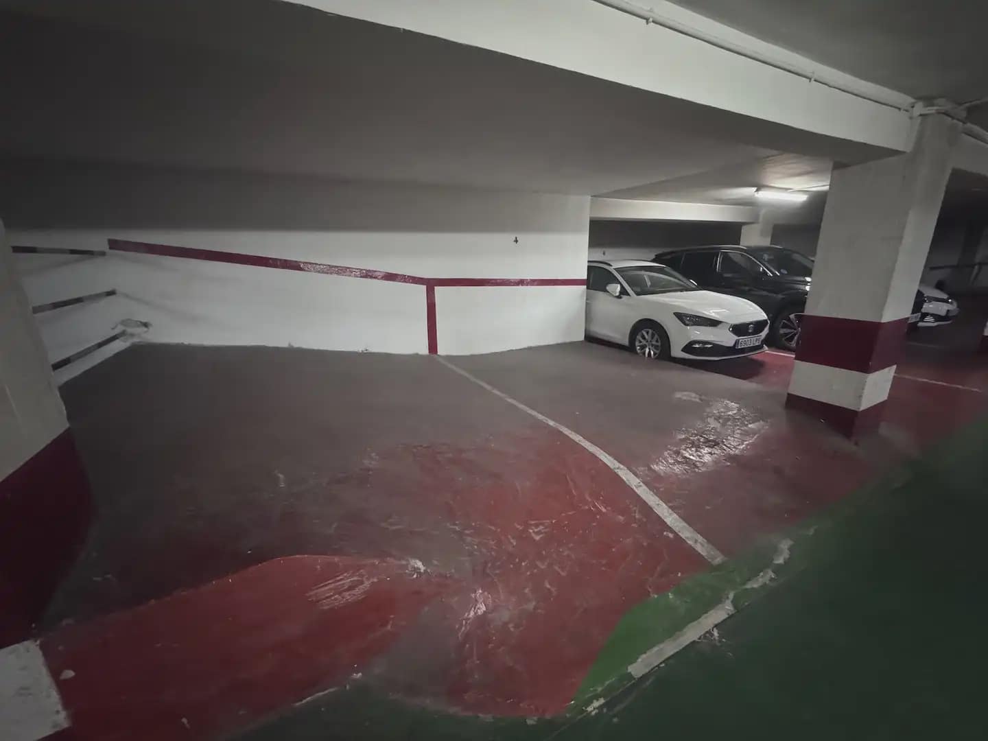 Autotalli myytävänä paikassa Villena - 8 000 € (Ref: 9773528)