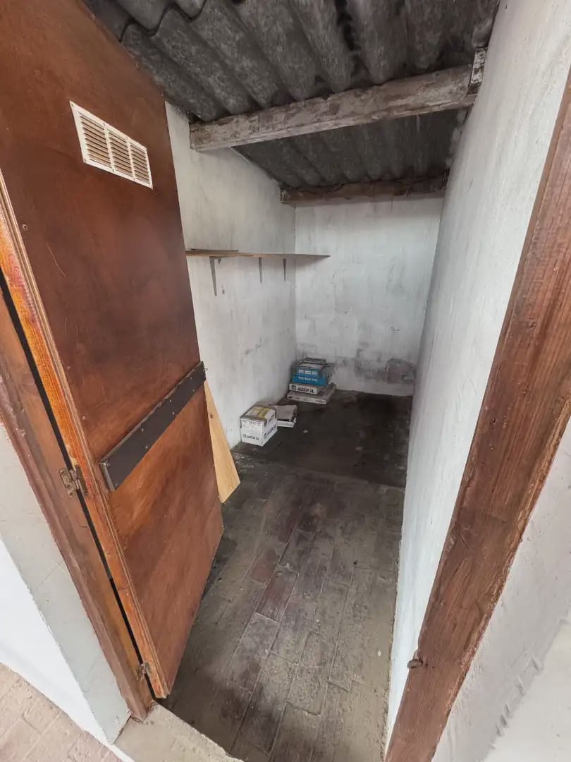 4 bedroom Flat for sale in Villena with garage - € 100,000 (Ref: 9773529)