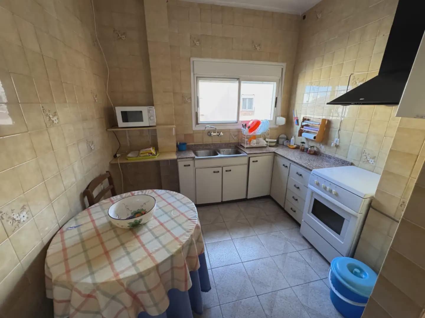 4 slaapkamer Flat te koop in Villena - € 90.000 (Ref: 9773532)