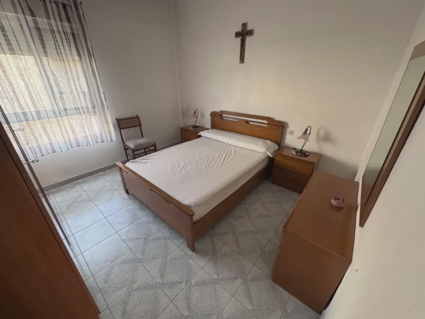 4 slaapkamer Flat te koop in Villena - € 90.000 (Ref: 9773532)