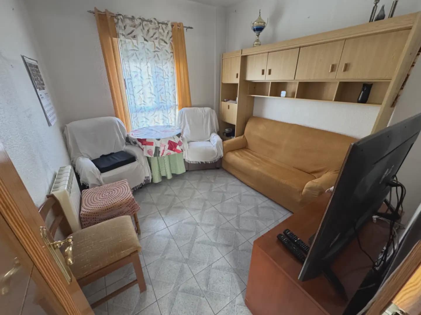 4 slaapkamer Flat te koop in Villena - € 90.000 (Ref: 9773532)