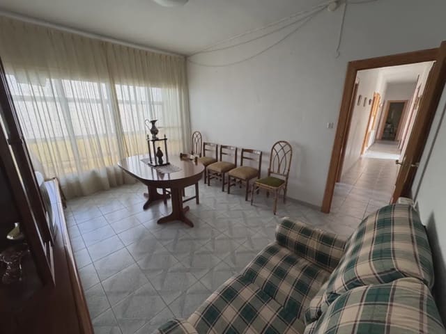 4 soveværelse Lejlighed til salg i Villena - € 90.000 (Ref: 9773532)