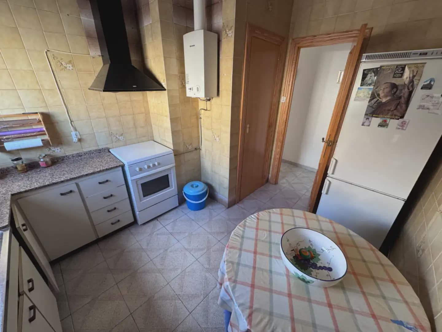 4 slaapkamer Flat te koop in Villena - € 90.000 (Ref: 9773532)