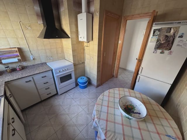 4 soveværelse Lejlighed til salg i Villena - € 90.000 (Ref: 9773532)