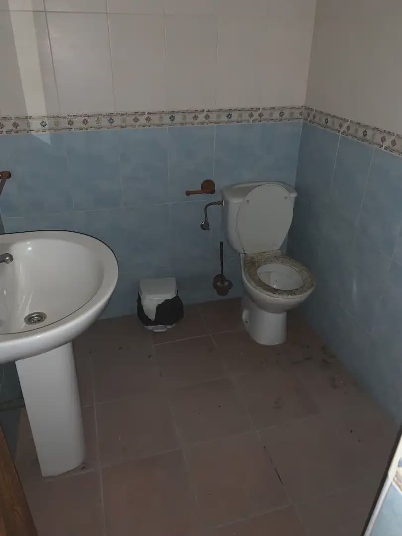 Kaupallinen myytävänä paikassa Villena - 350 000 € (Ref: 9773533)