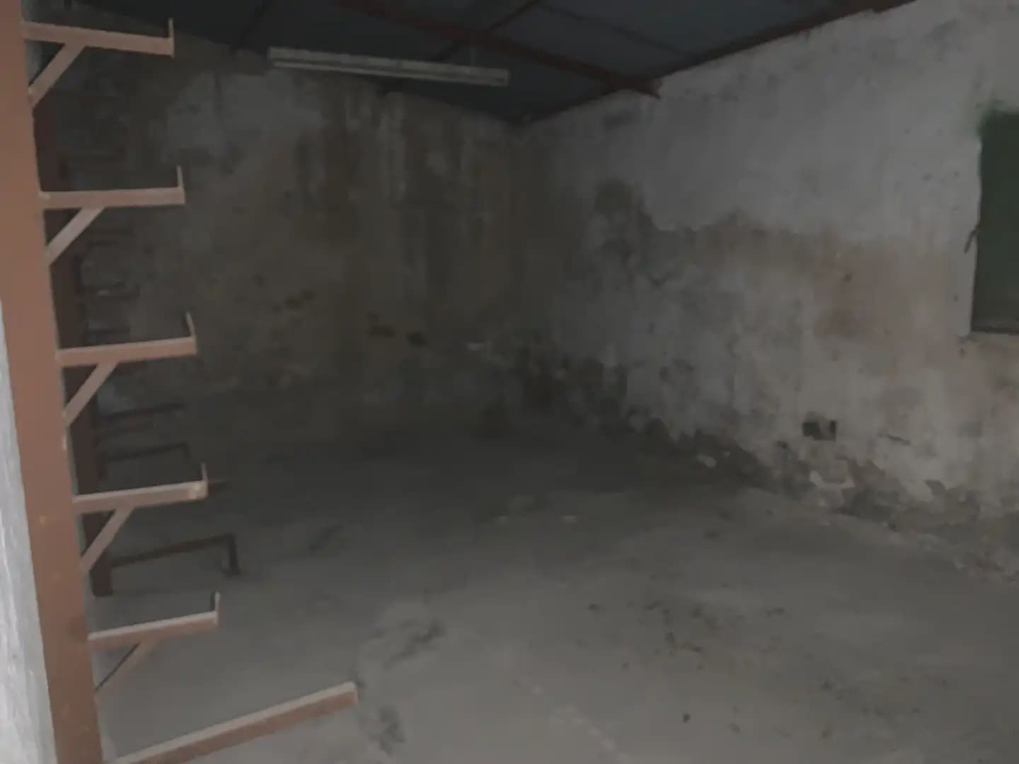 Kaupallinen myytävänä paikassa Villena - 350 000 € (Ref: 9773533)