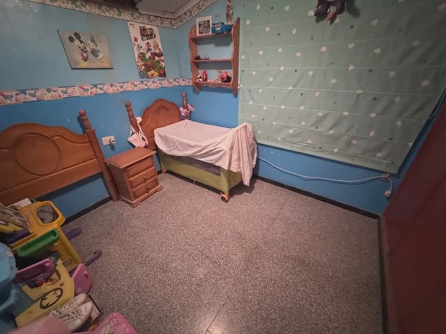 4 chambre Appartement à vendre à Villena - 95 000 € (Ref: 9773534)