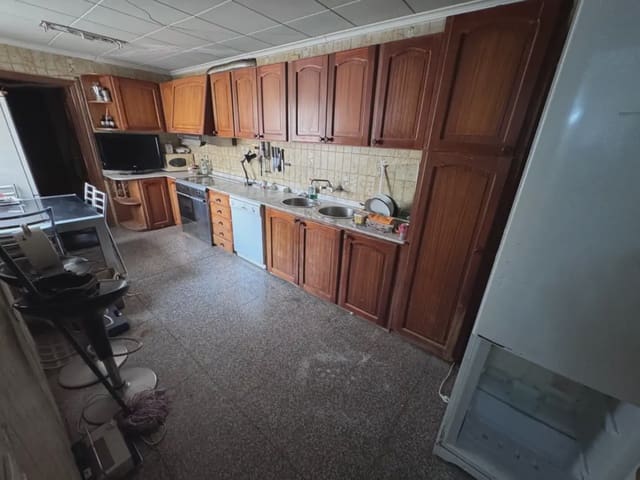 4 chambre Appartement à vendre à Villena - 95 000 € (Ref: 9773534)