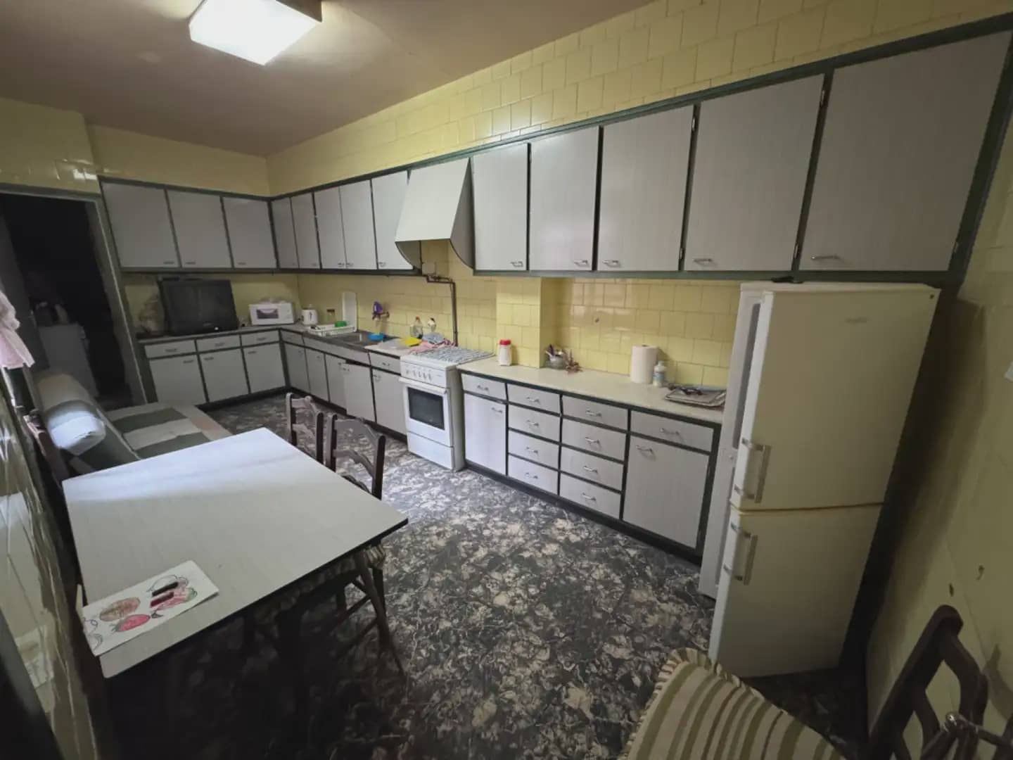 Piso de 4 habitaciones en Villena en venta - 135.000 € (Ref: 9773535)