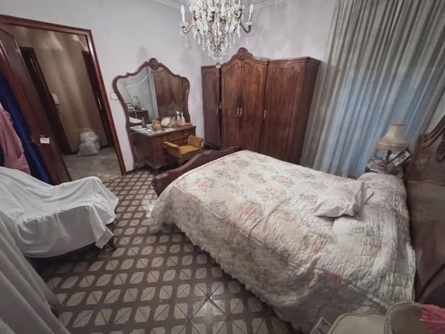 4 soveværelse Lejlighed til salg i Villena - € 135.000 (Ref: 9773535)