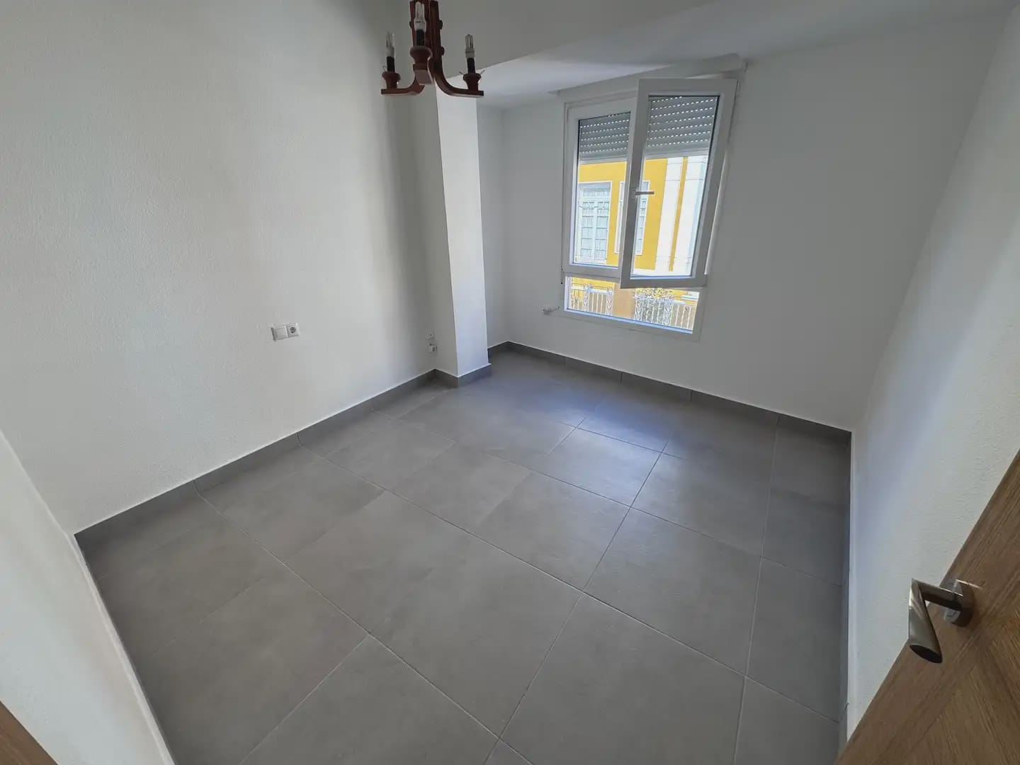 3 slaapkamer Flat te koop in Villena - € 100.000 (Ref: 9773537)