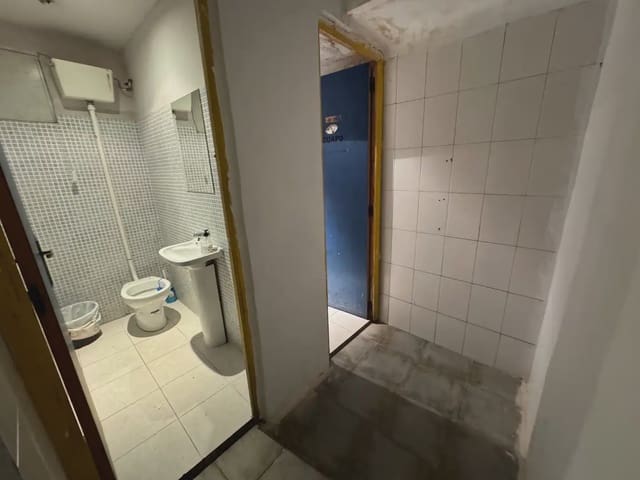 Kaupallinen myytävänä paikassa Villena - 65 000 € (Ref: 9777298)