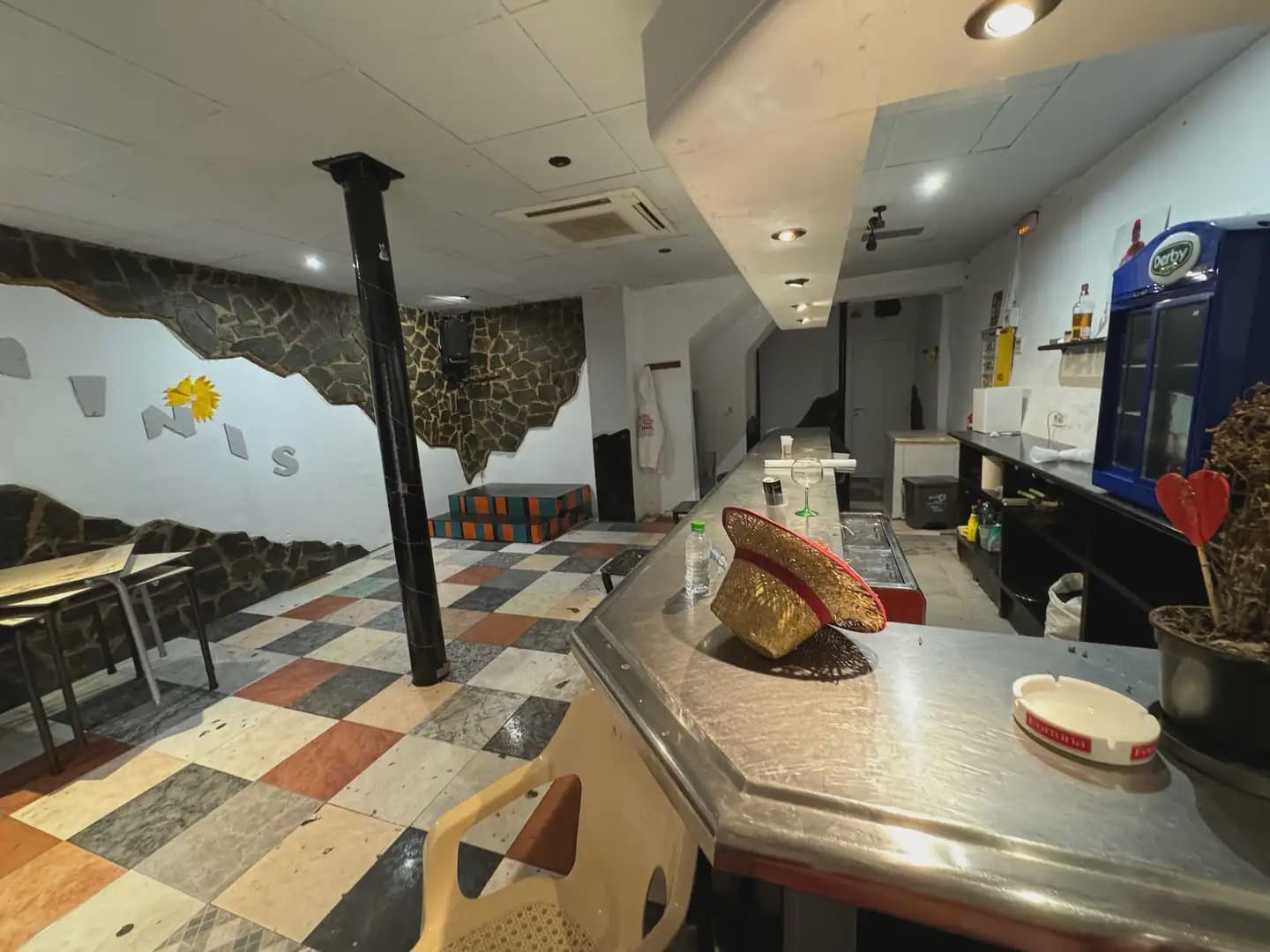 Erhverv til salg i Villena - € 65.000 (Ref: 9777298)