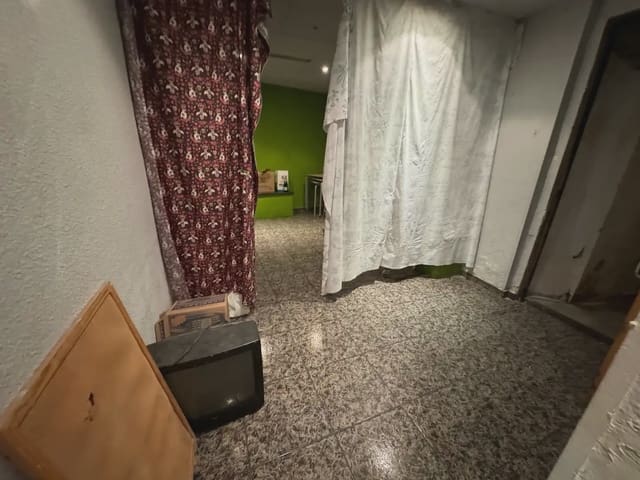 Kaupallinen myytävänä paikassa Villena - 65 000 € (Ref: 9777298)